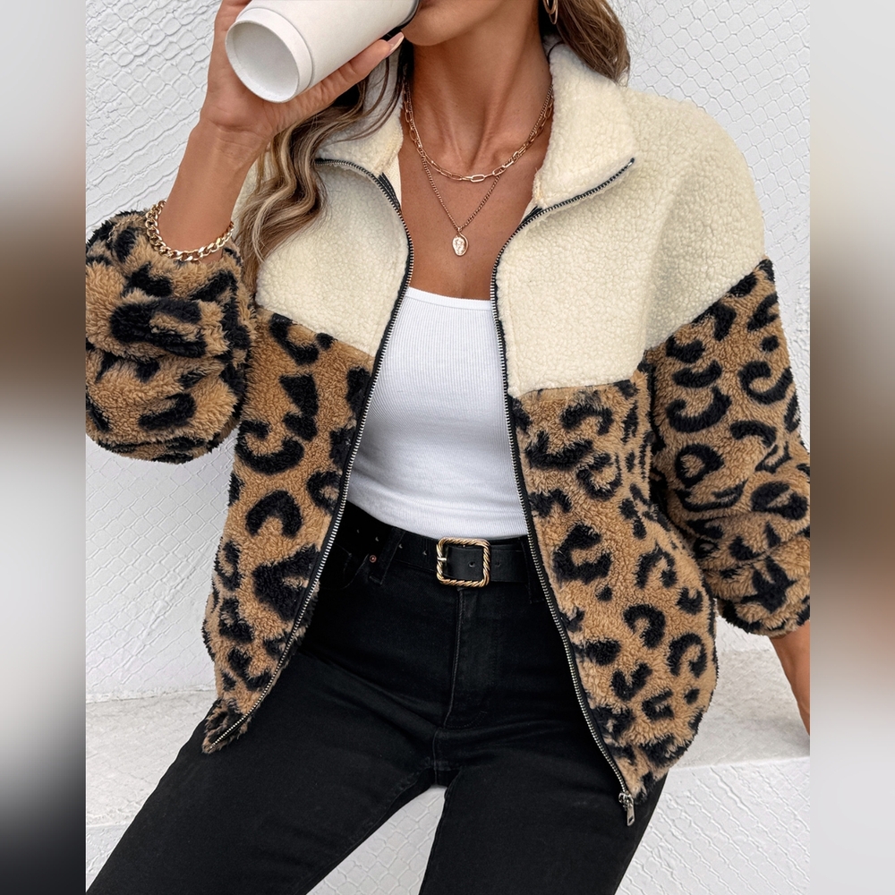 Wild Blocks Zip Jacket - Picture 6 of 13